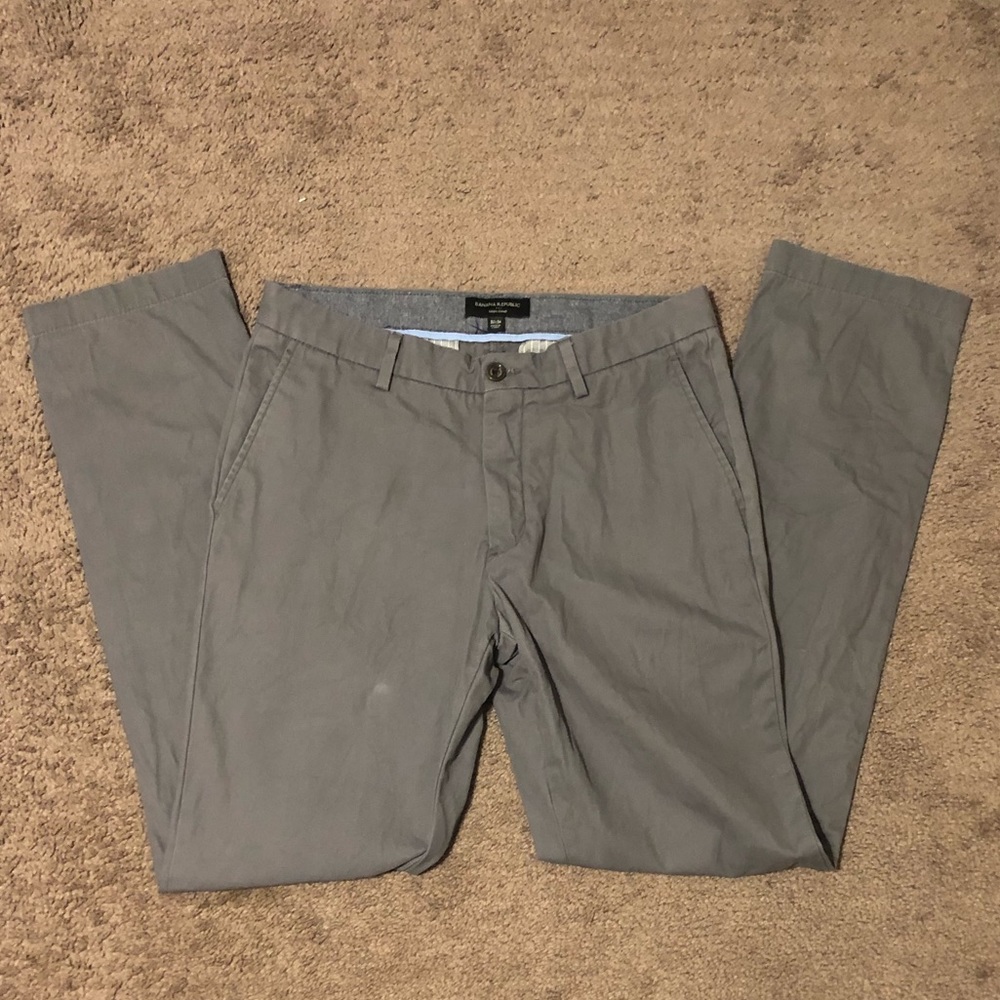 Banana Republic Grey Chinos 32x34